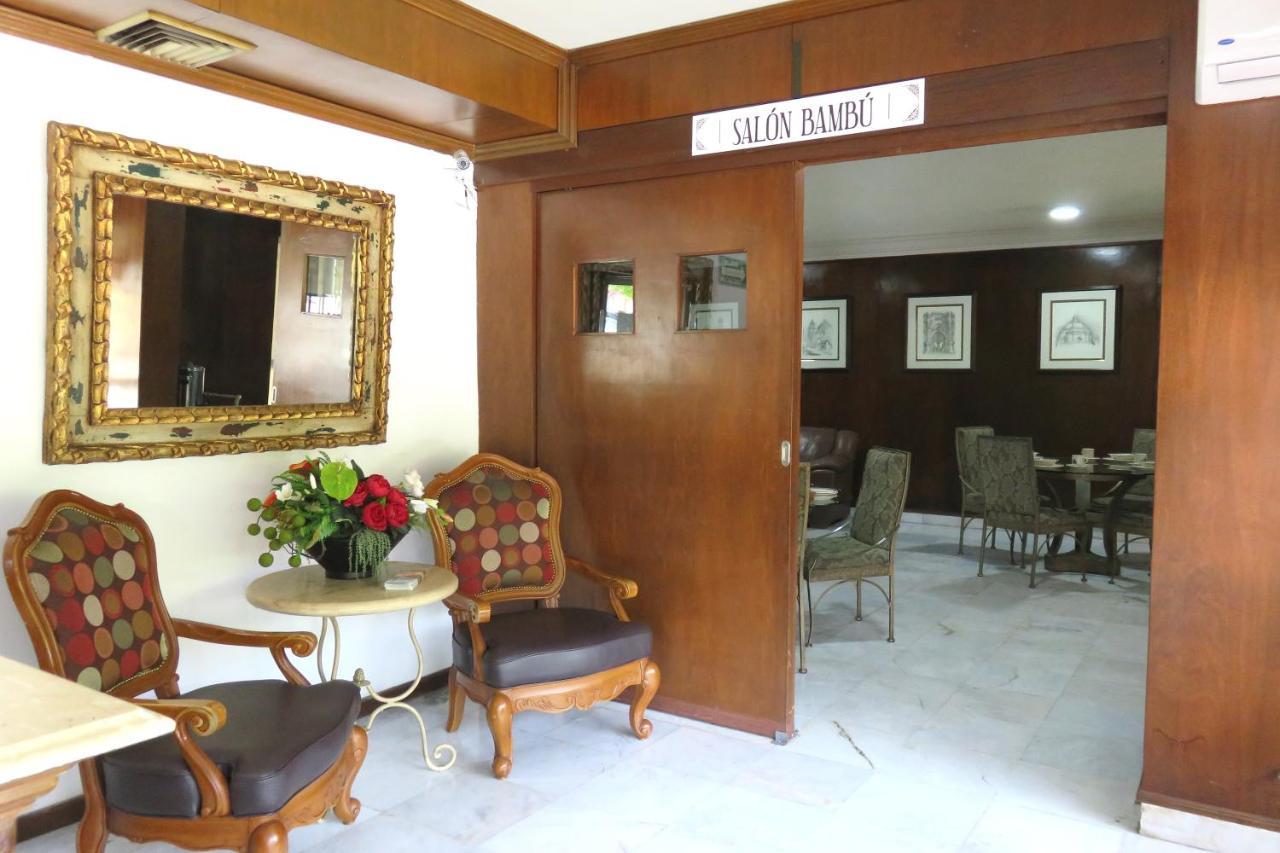 Hotel Huizache Saltillo Exteriér fotografie
