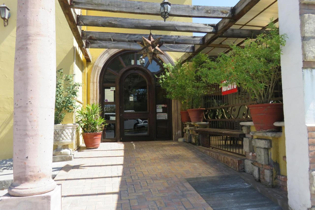 Hotel Huizache Saltillo Exteriér fotografie